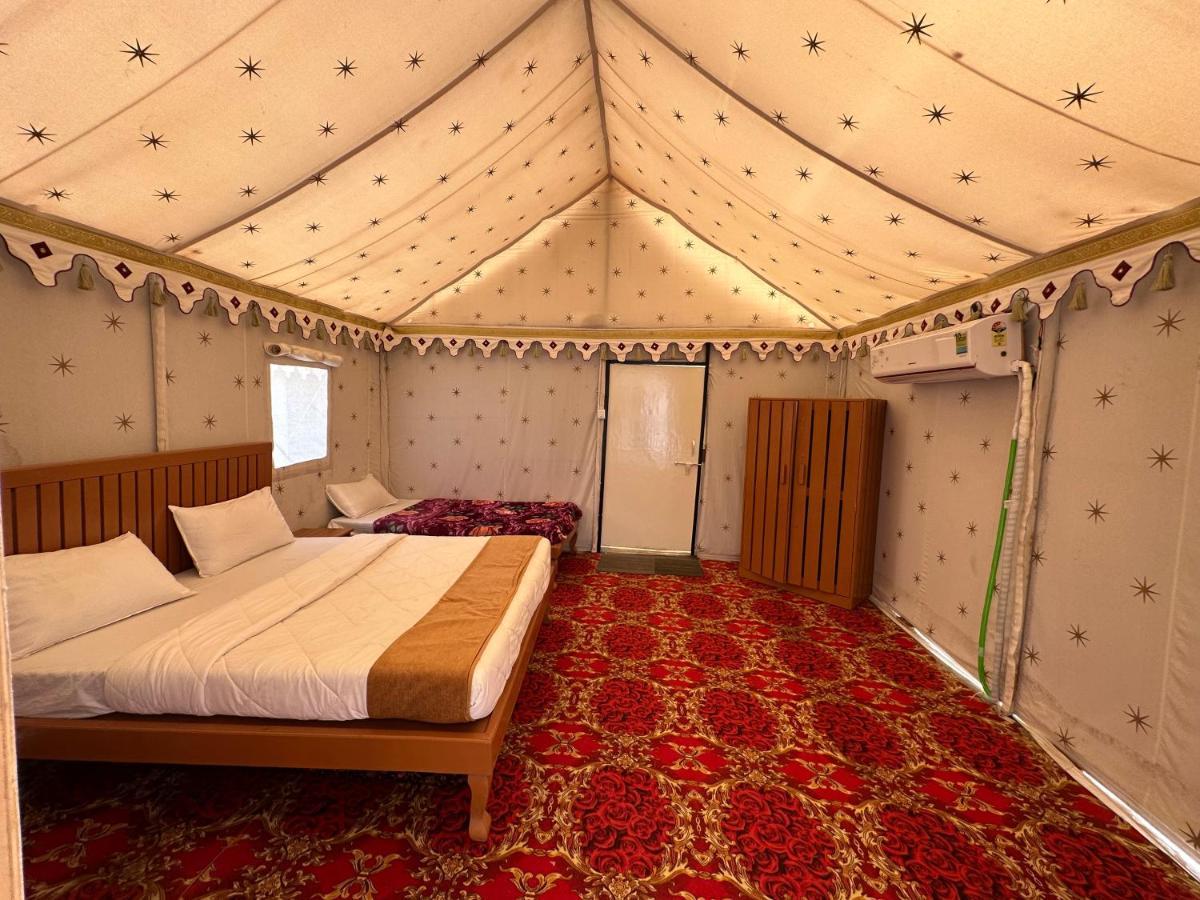 Modhera Sunrise Resort - Tents Bhungas Jungle Restaurants & Candlelight Dining Kalri Exteriör bild